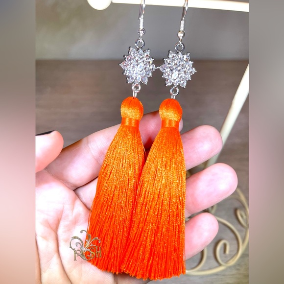 Earrings - Picture 3 of 4